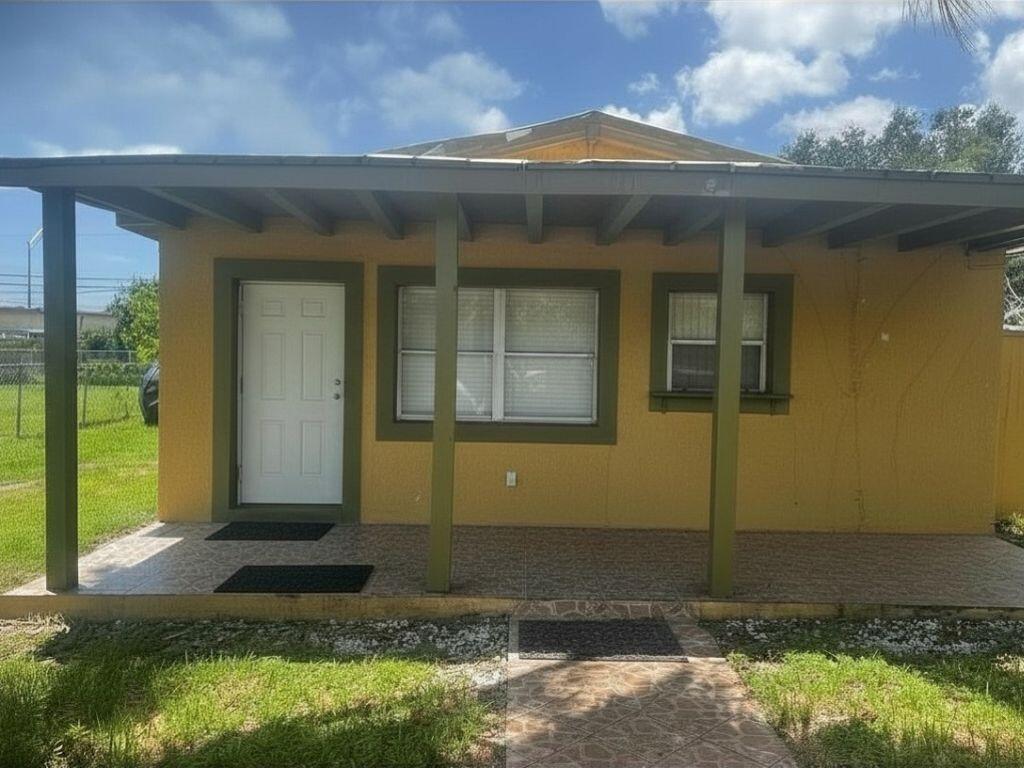 4100 SW 28th