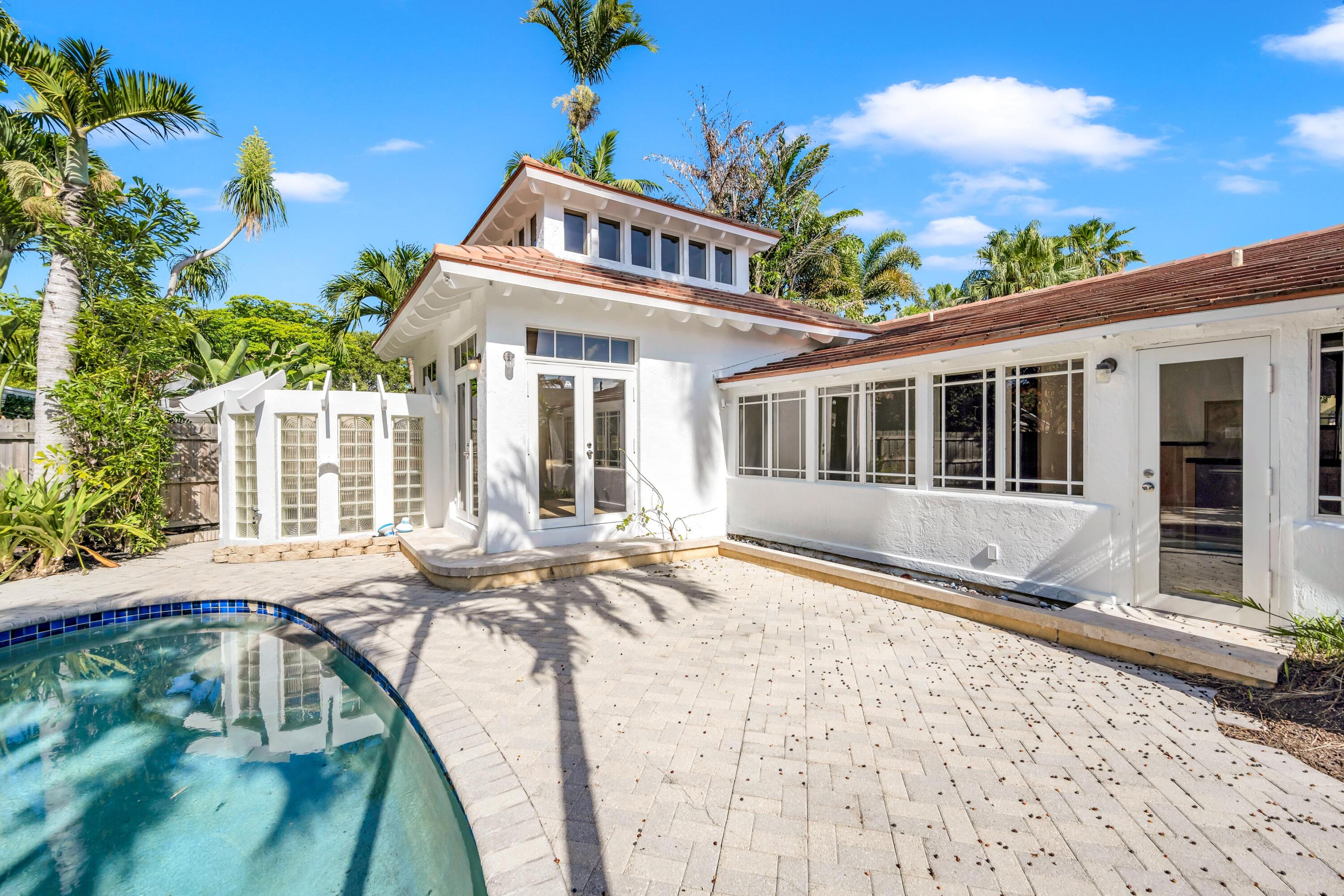 1413 NE 4th Fort Lauderdale, FL 33301