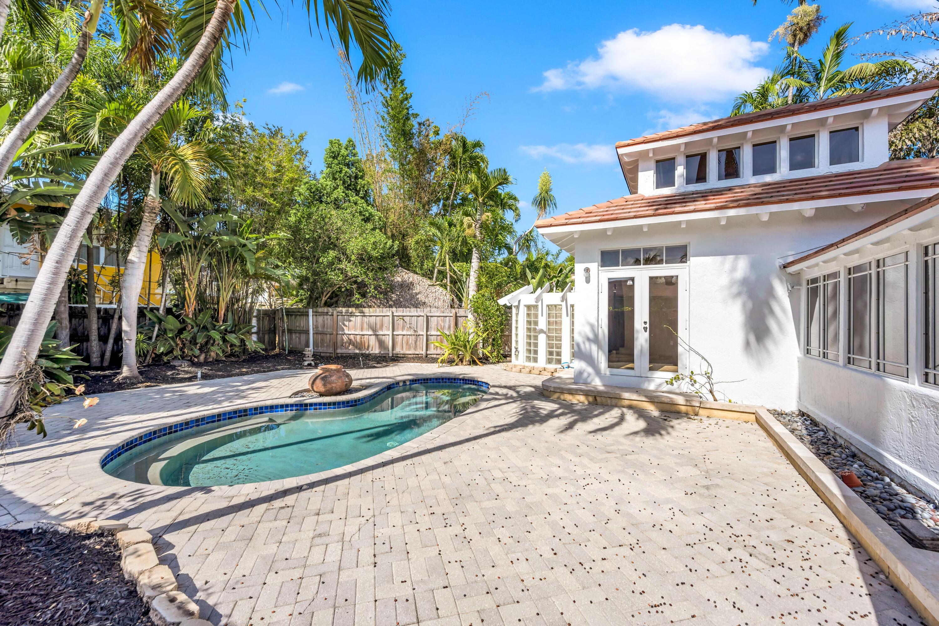 1413 NE 4th Fort Lauderdale, FL 33301