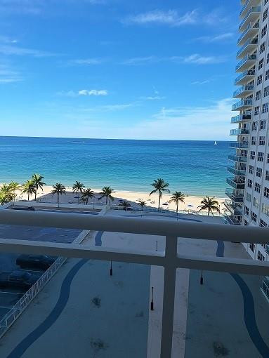 3900 Galt Ocean #810 Fort Lauderdale, FL 33308
