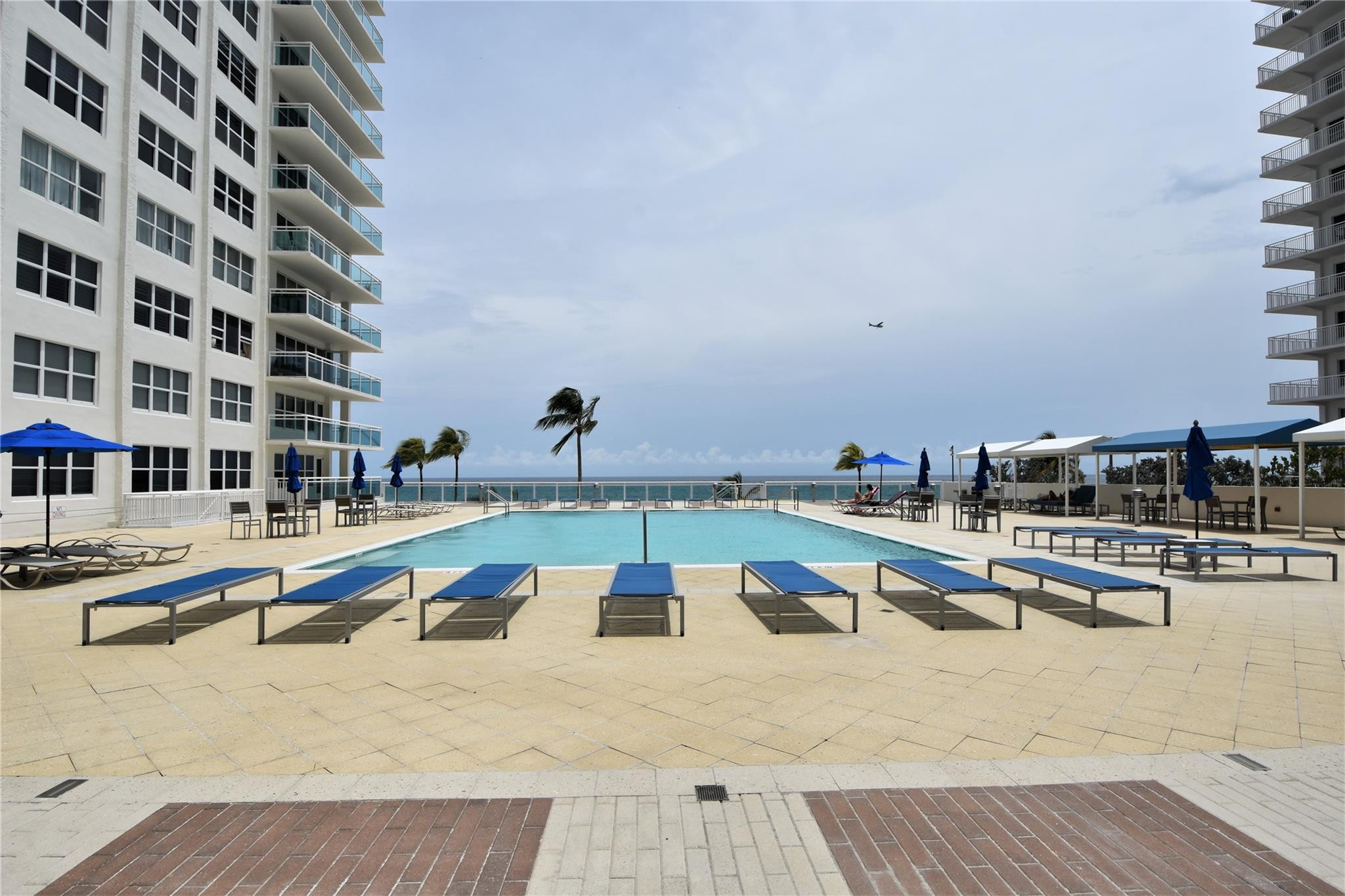 3900 Galt Ocean #810 Fort Lauderdale, FL 33308