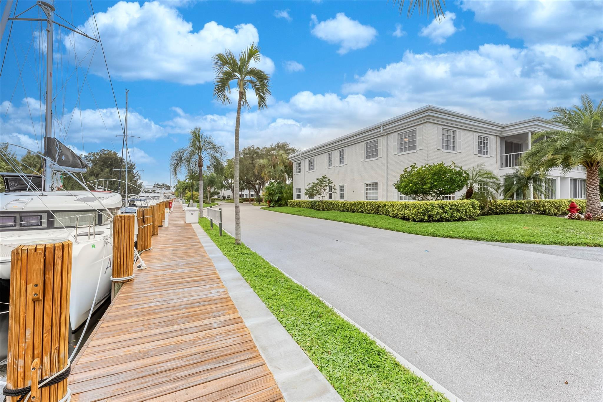6449 Bay Clb #3