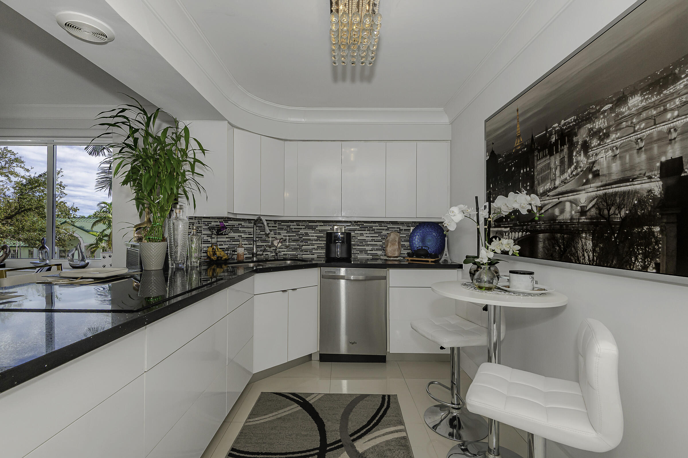3233 NE 34th St #215 Fort Lauderdale, FL 33308