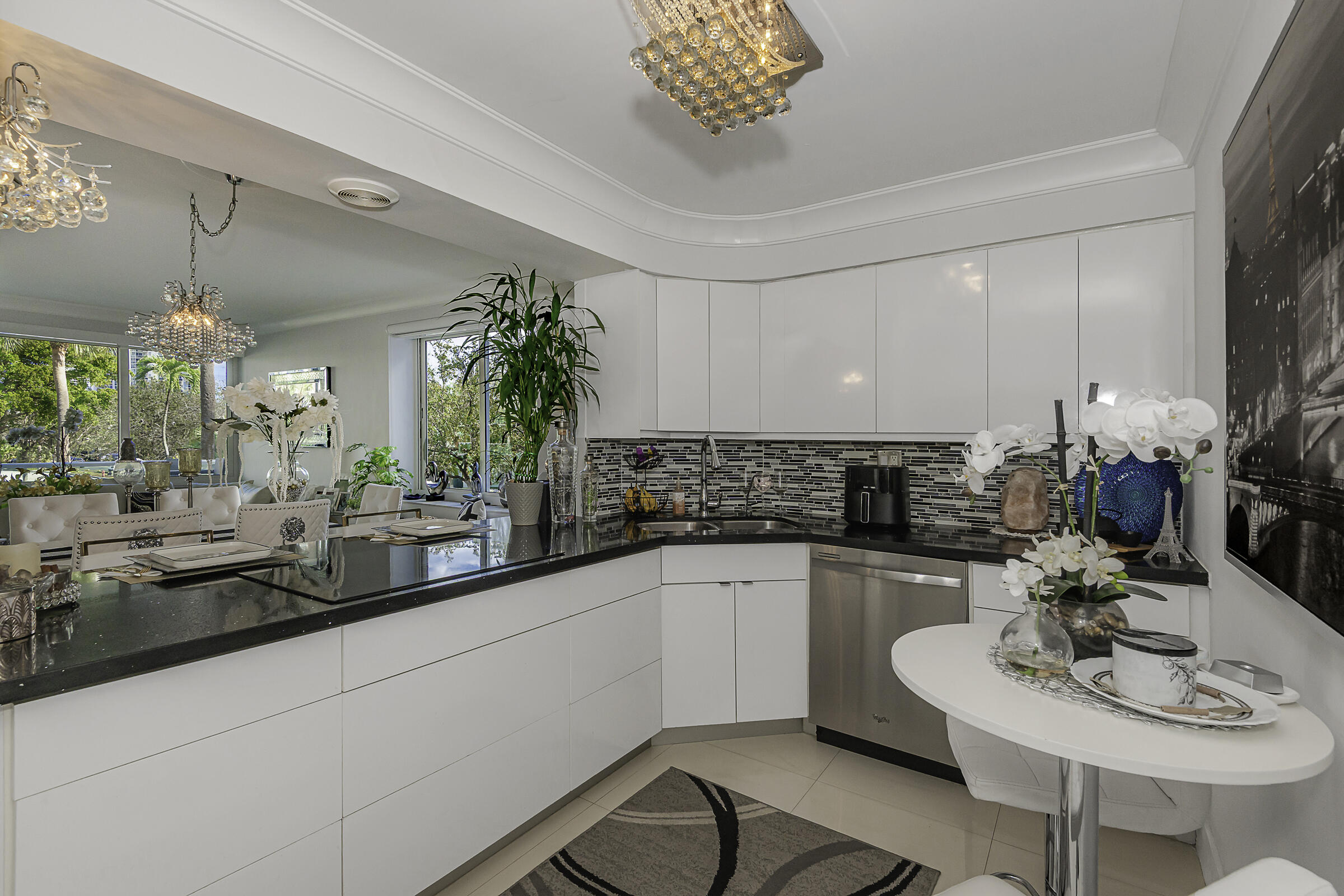 3233 NE 34th St #215 Fort Lauderdale, FL 33308