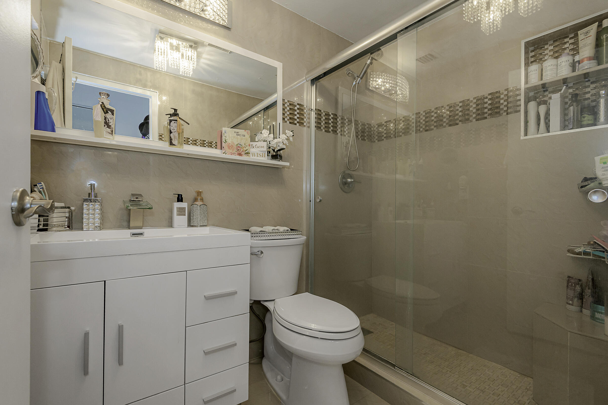 3233 NE 34th St #215 Fort Lauderdale, FL 33308