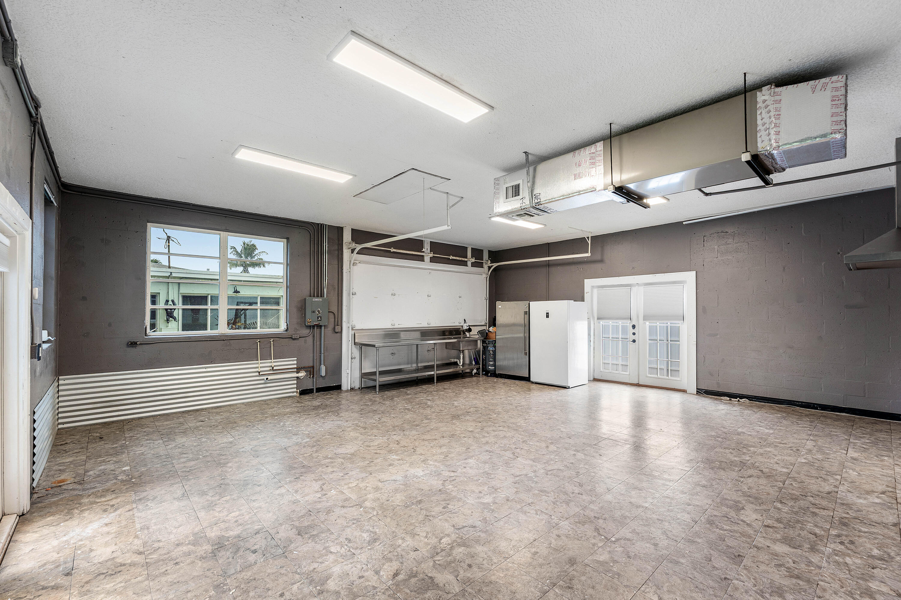 819 6th Lake Park, FL 33403