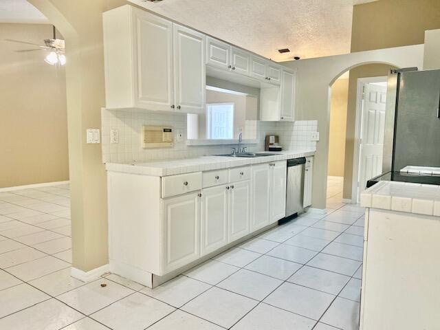 7570 NW 47th Ave Coconut Creek, FL 33073