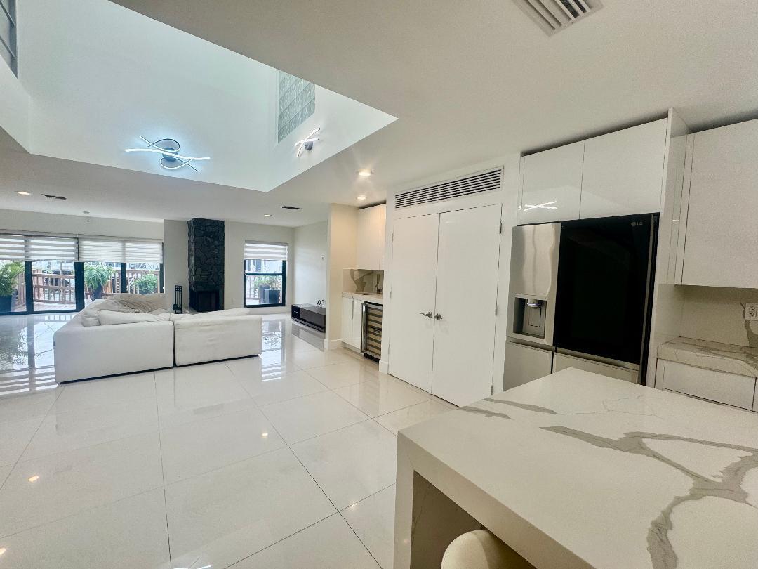 1127 Boca Cv Ln