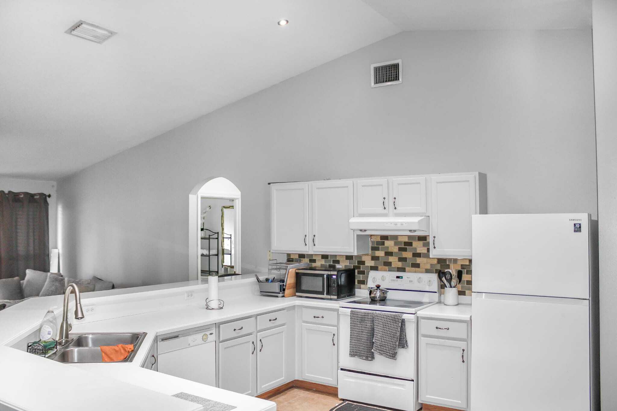 205 SW Kestor Dr Port St Lucie, FL 34953