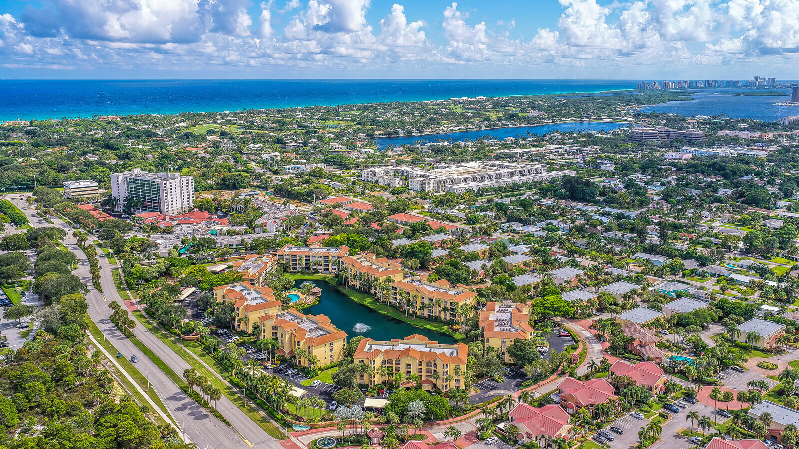 400 Uno Lago Dr #103