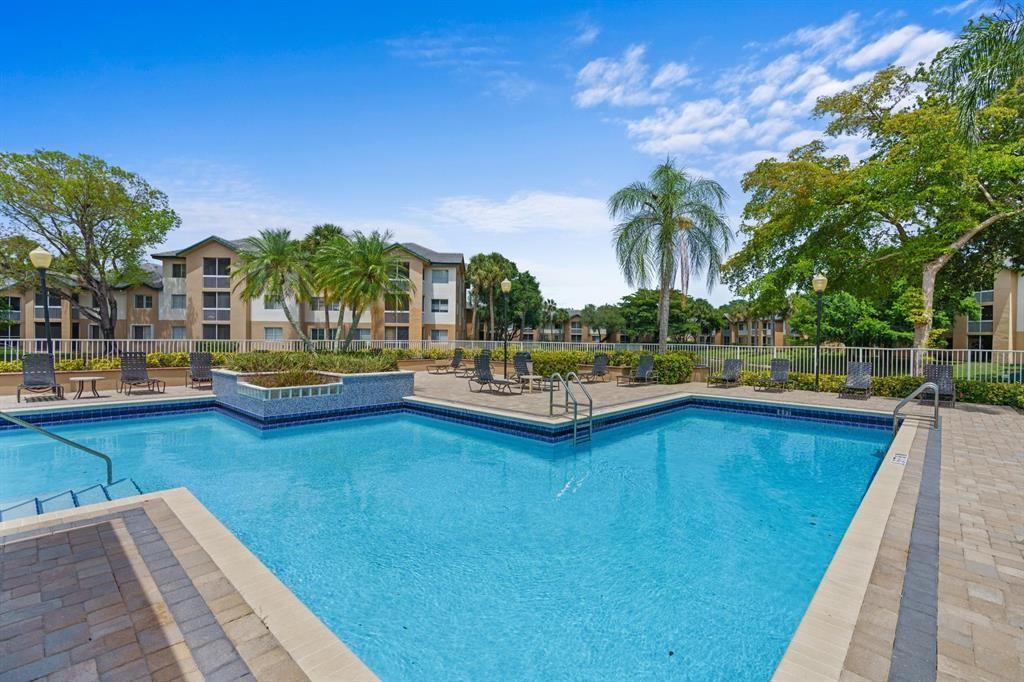 9755 Westview Dr #1211