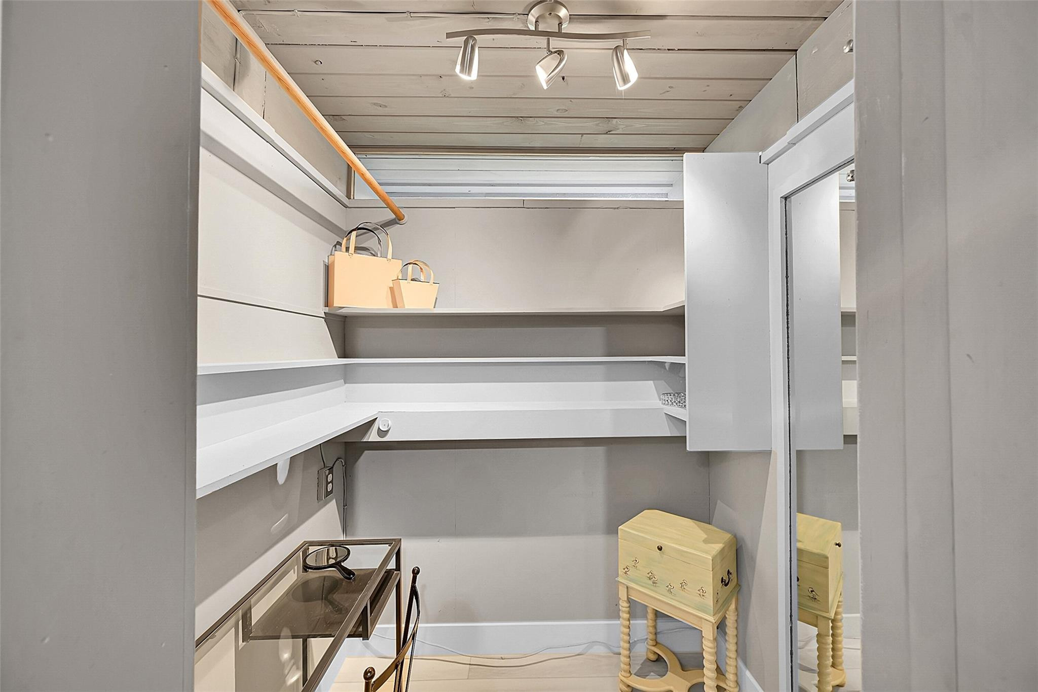 234 Pine Fort Lauderdale, FL 33308