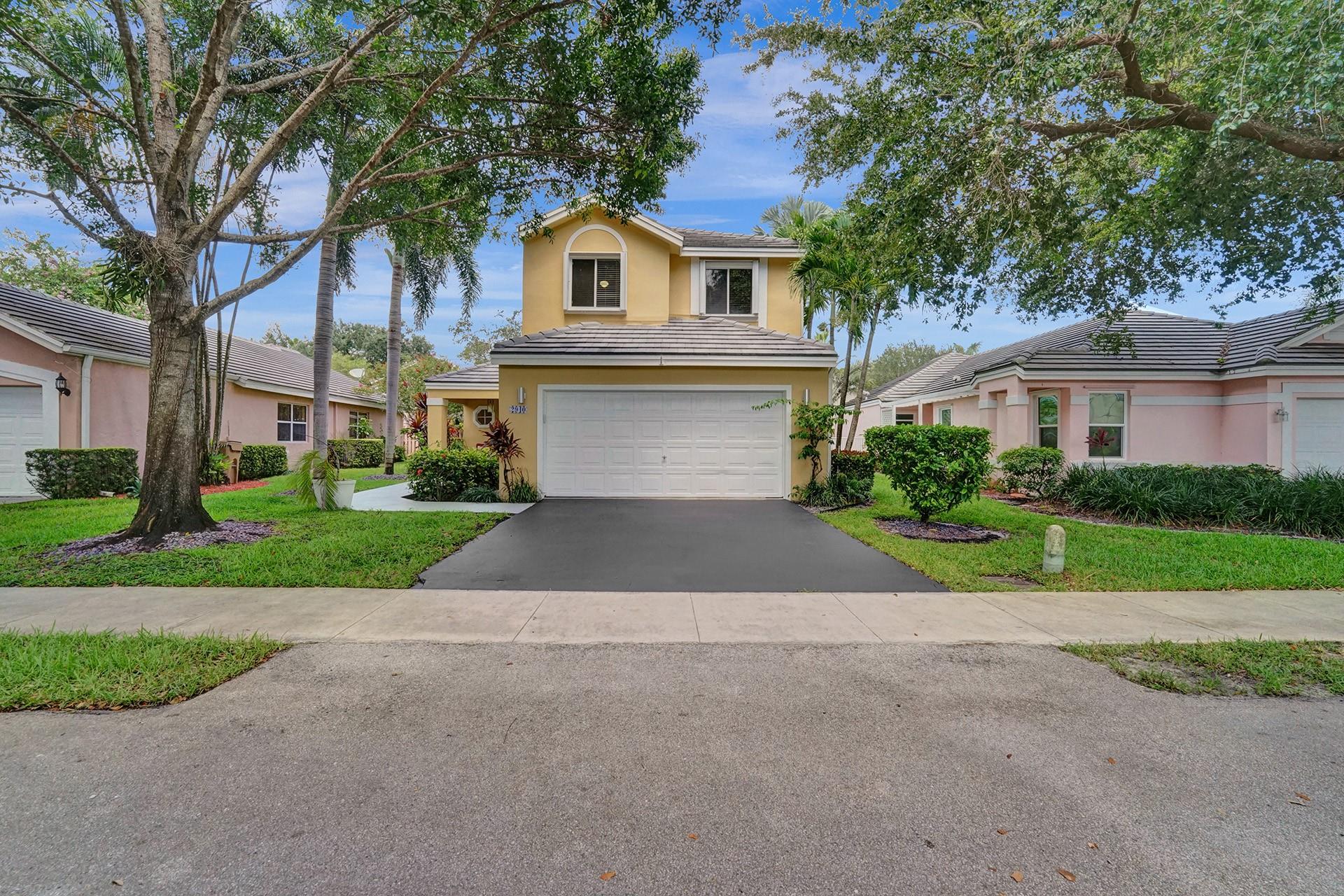 2940 Myrtle Oak Cir