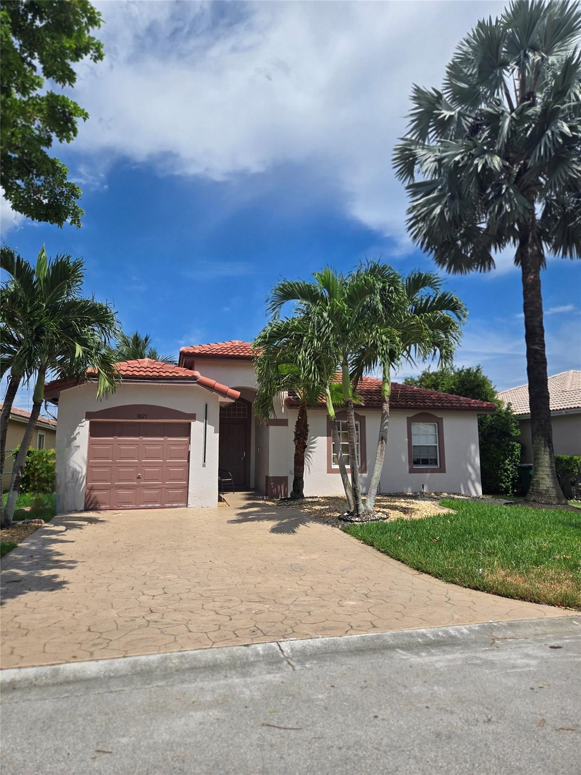 1821 SW 120th Ter