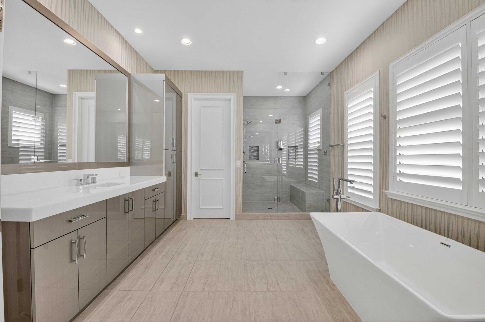 9294 Biaggio Rd Boca Raton, FL 33496