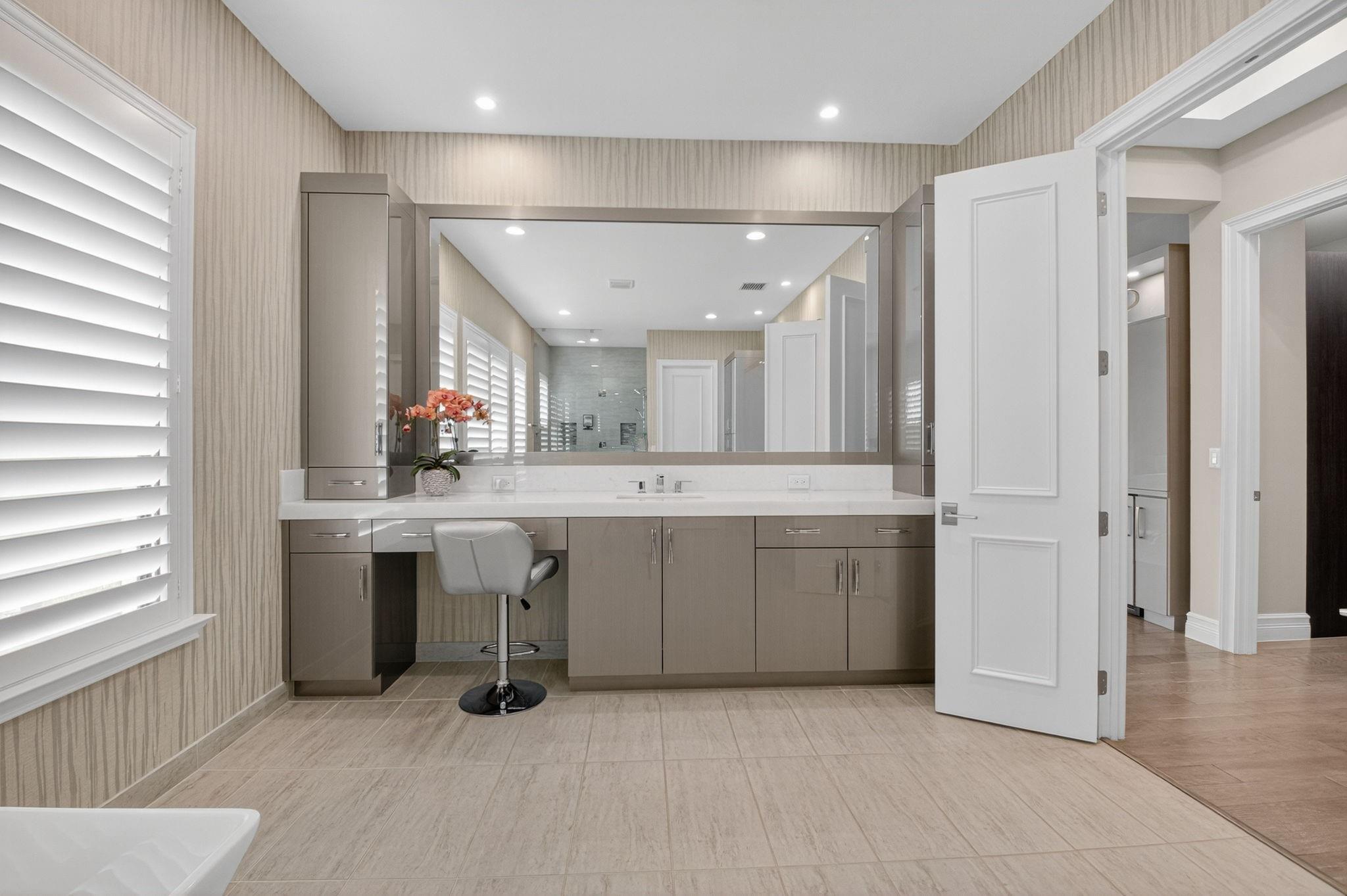 9294 Biaggio Rd Boca Raton, FL 33496