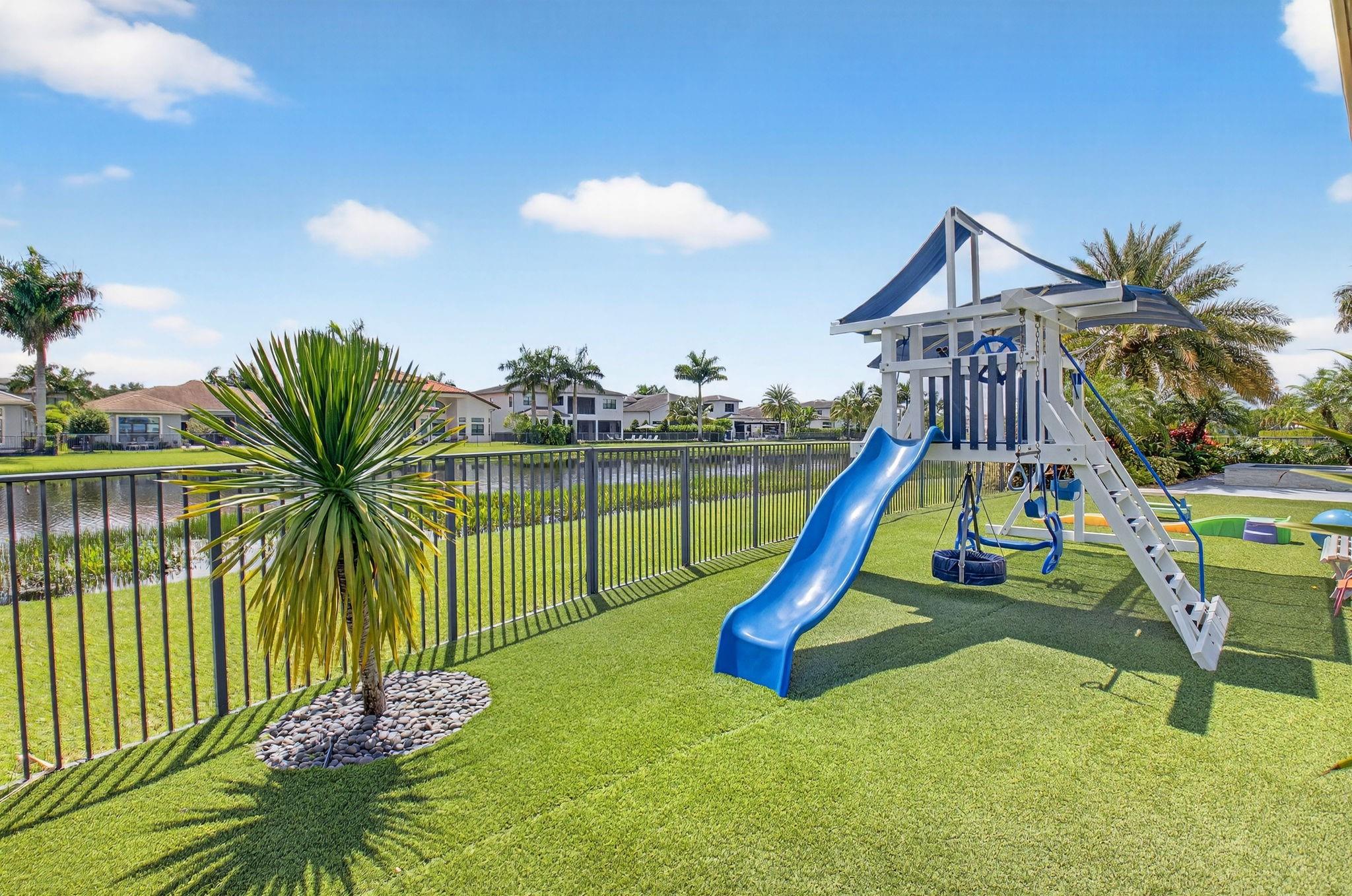 9294 Biaggio Rd Boca Raton, FL 33496