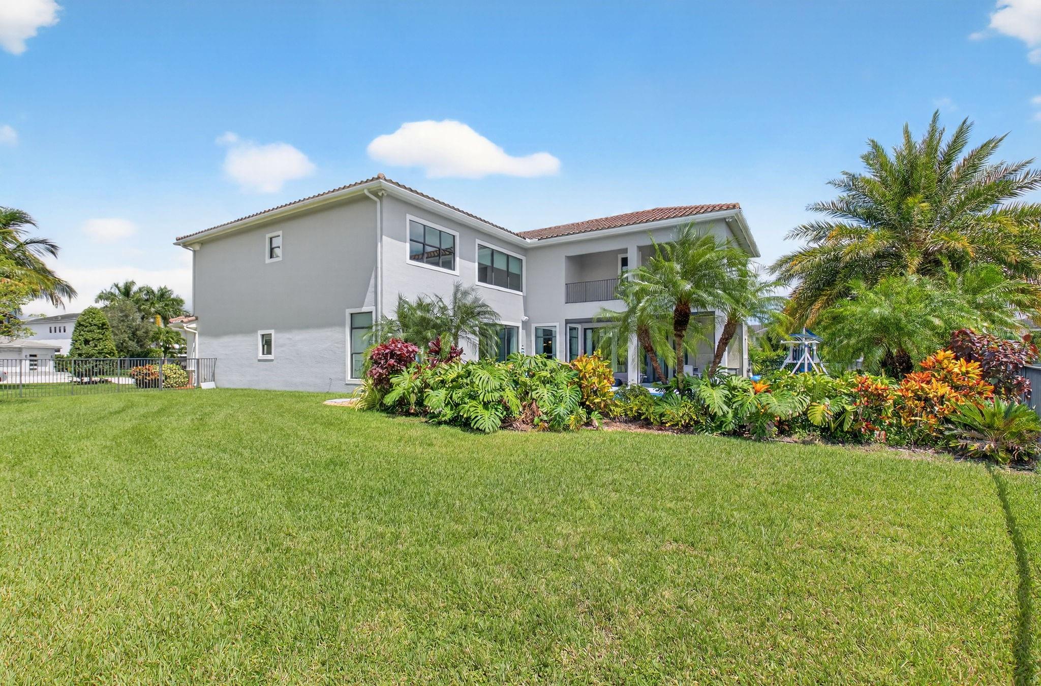 9294 Biaggio Rd Boca Raton, FL 33496