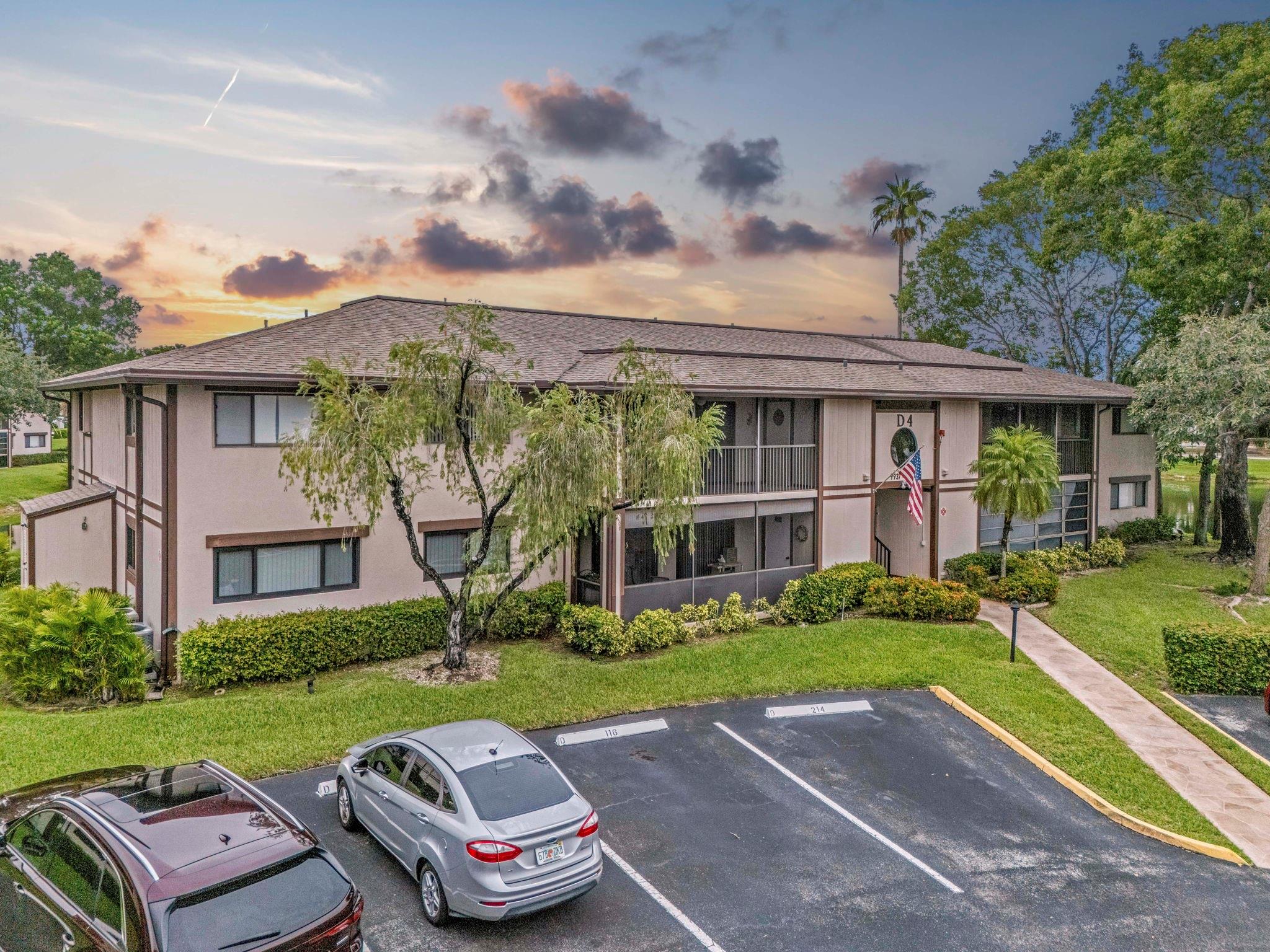 9947 N Belfort Cir #114