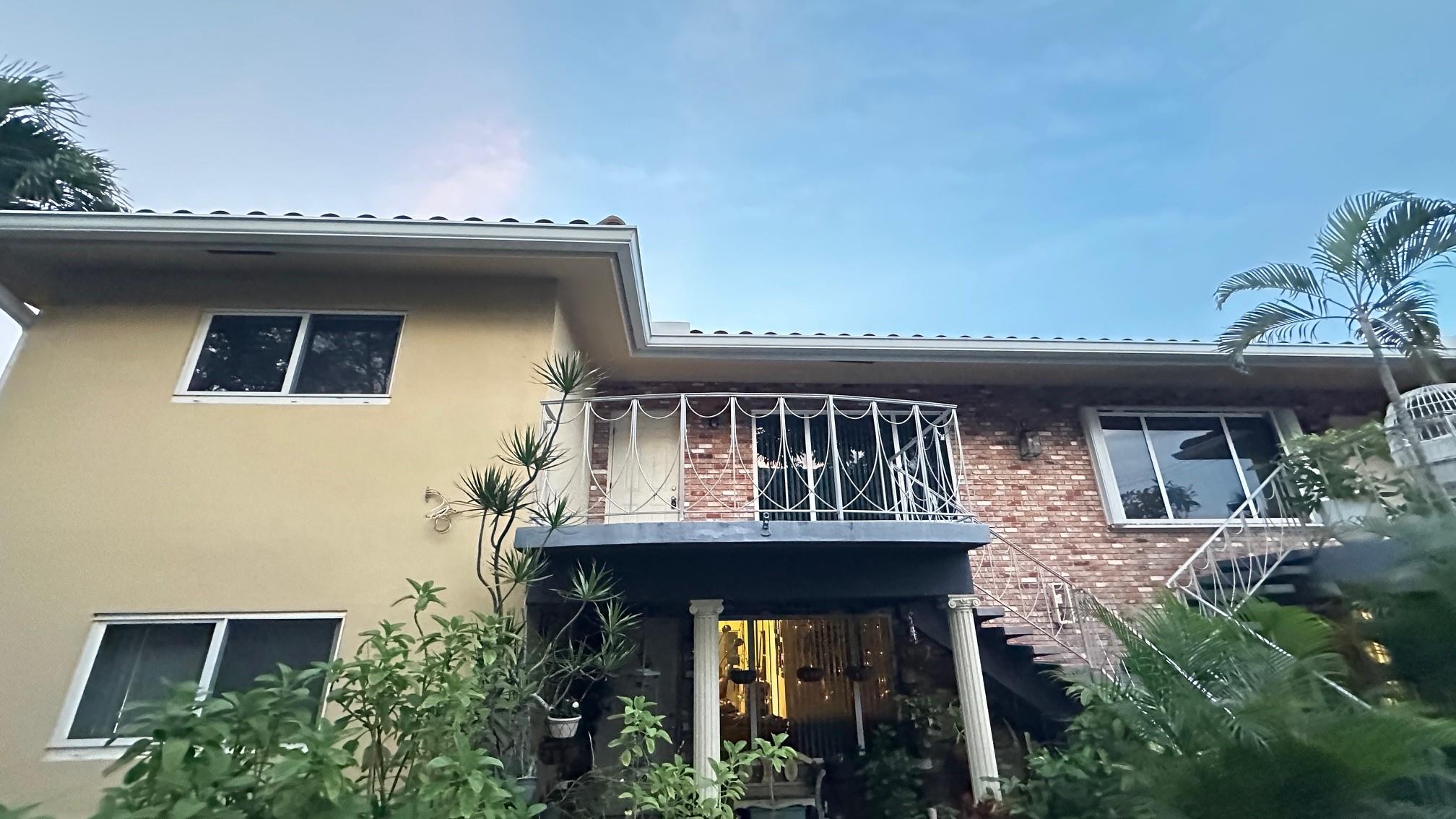 1911 NE 28th Ct #2B Lighthouse Point, FL 33064