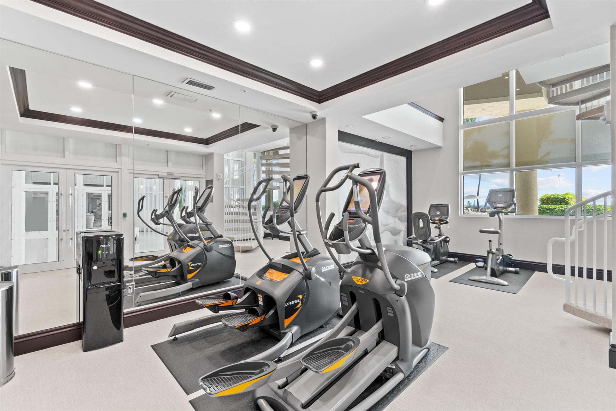 1063 Hillsboro Mile #501 Hillsboro Beach, FL 33062