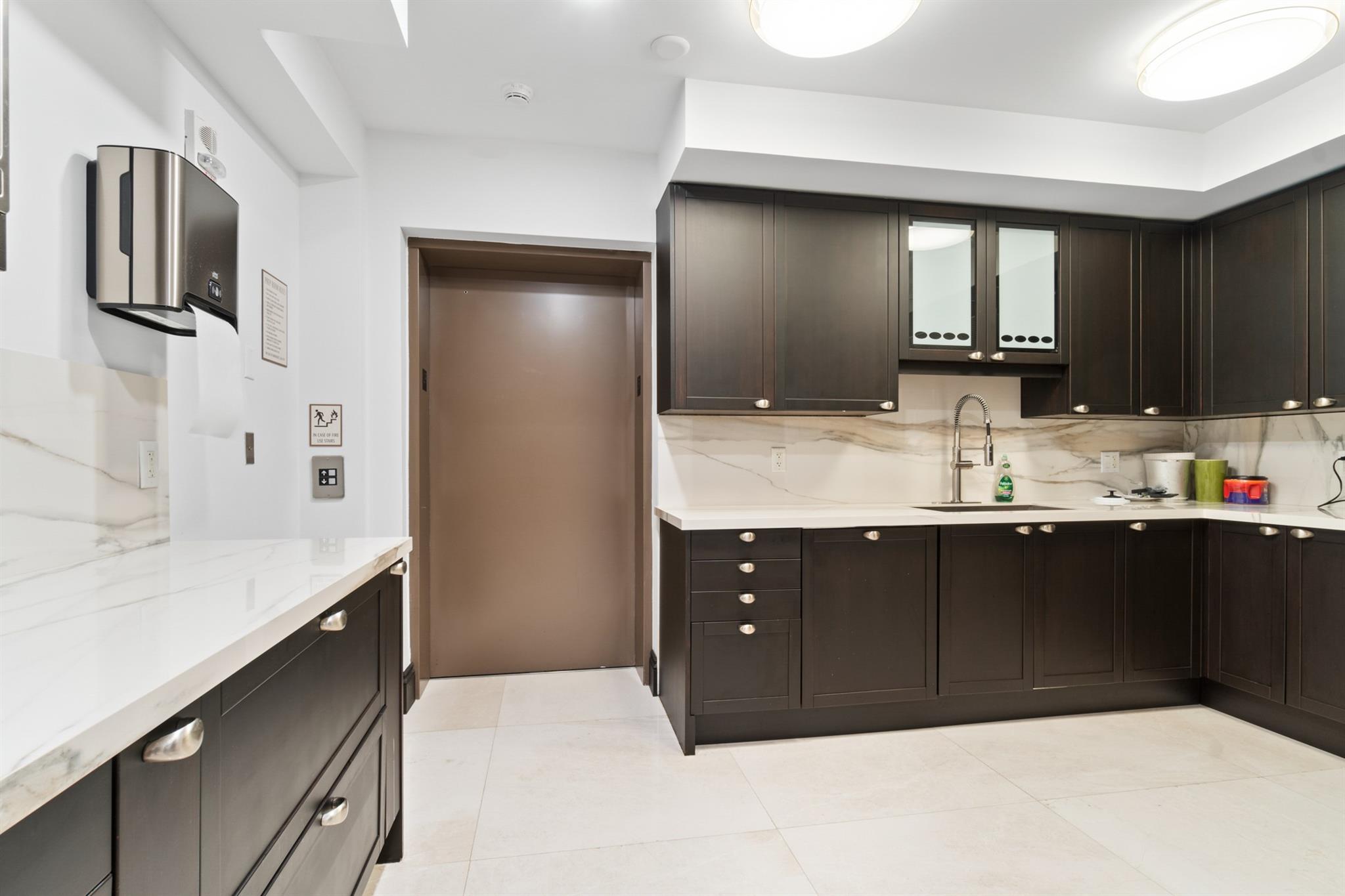 1063 Hillsboro Mile #501 Hillsboro Beach, FL 33062