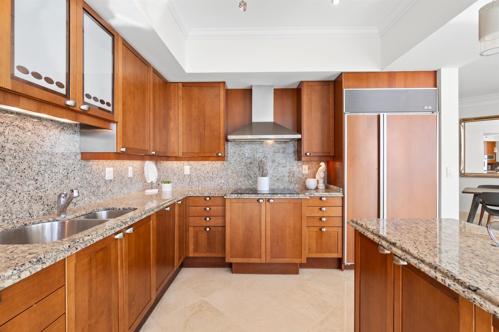 1063 Hillsboro Mile #501 Hillsboro Beach, FL 33062