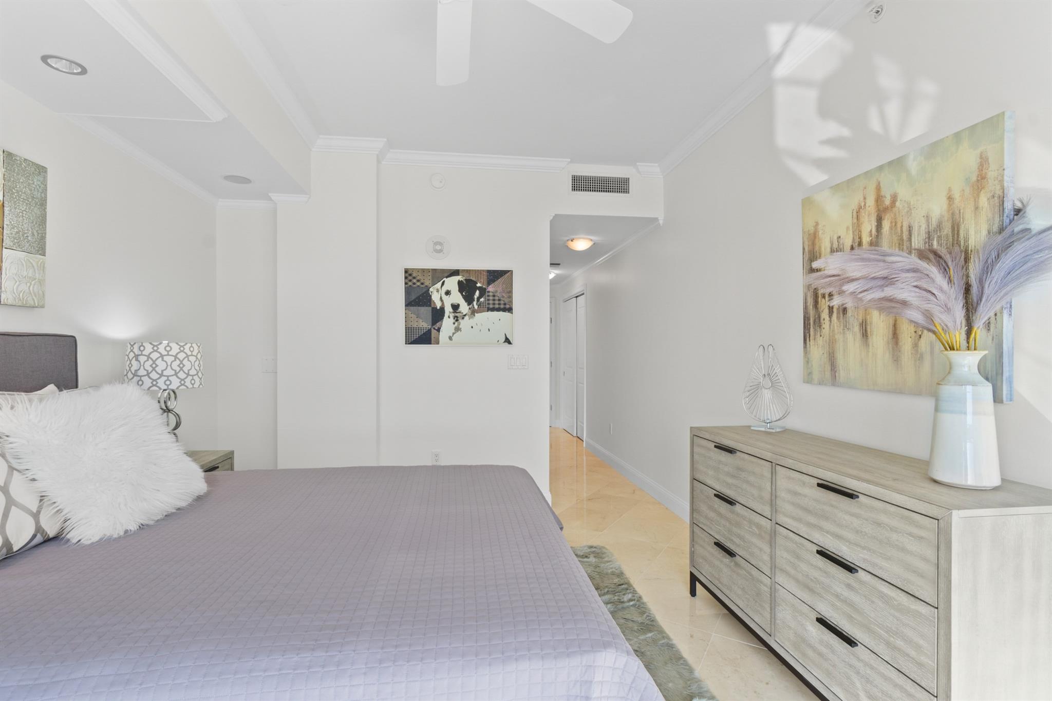 1063 Hillsboro Mile #501 Hillsboro Beach, FL 33062