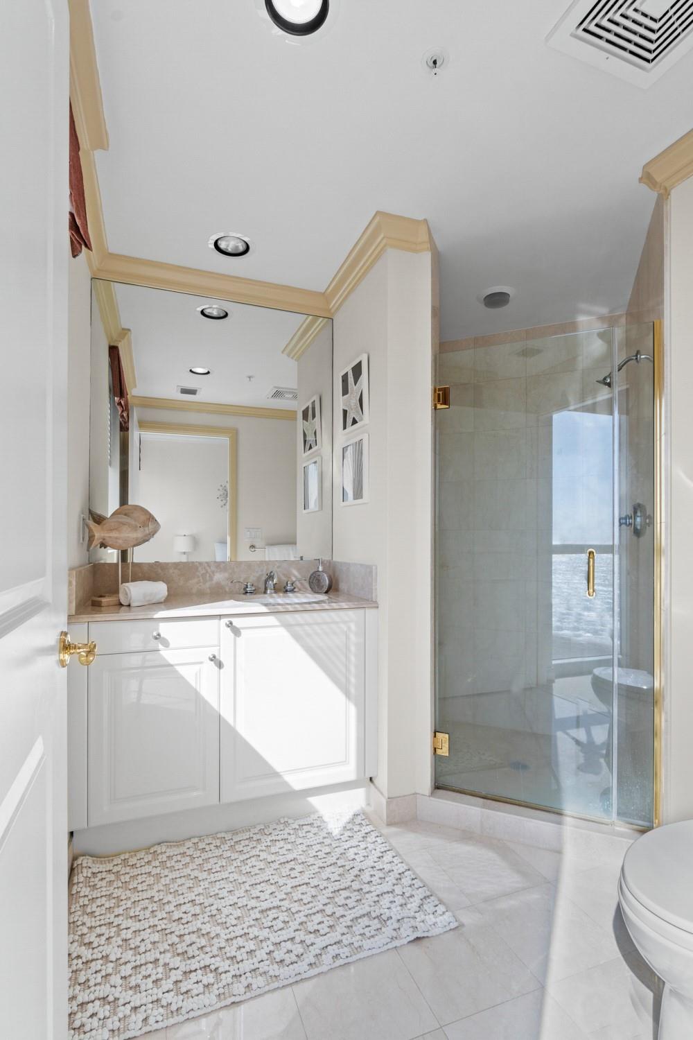 1063 Hillsboro Mile #501 Hillsboro Beach, FL 33062