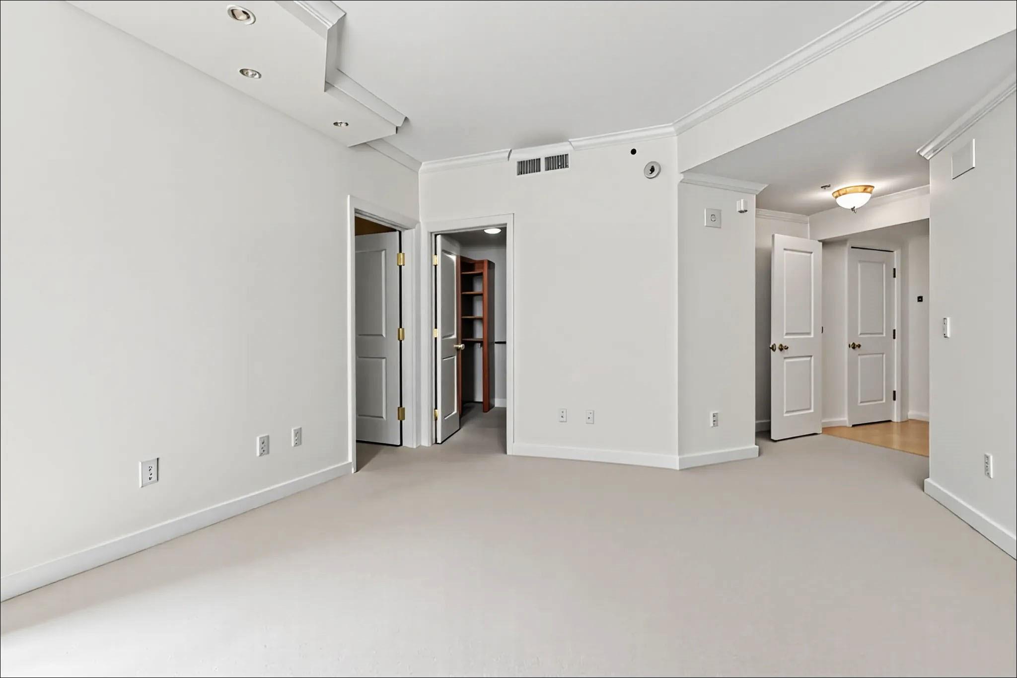 1063 Hillsboro Mile #501 Hillsboro Beach, FL 33062