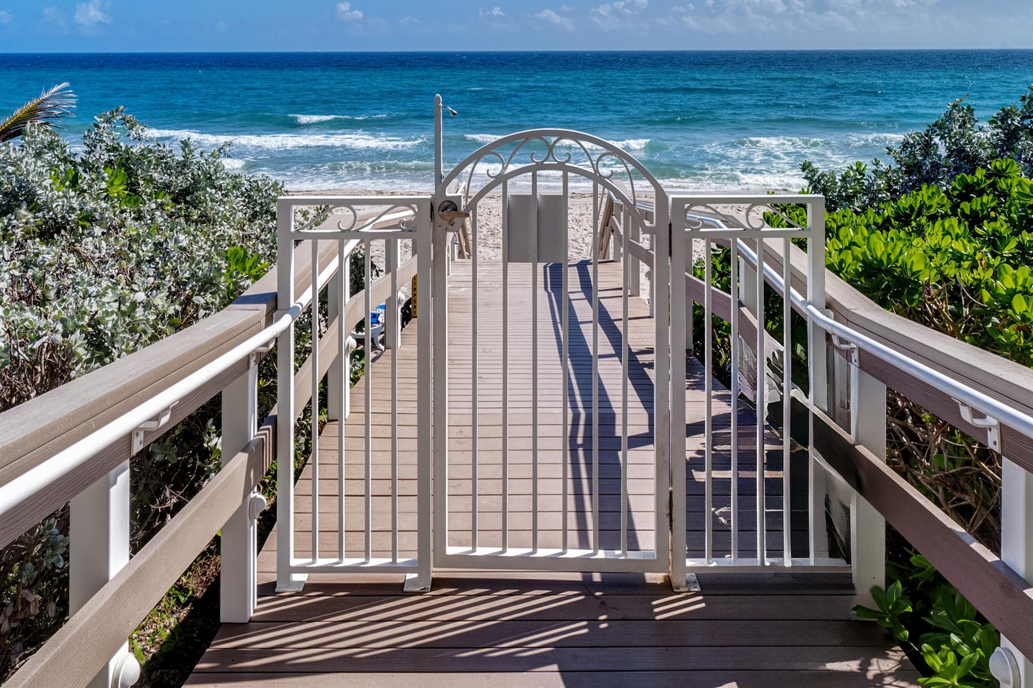 1063 Hillsboro Mile #501 Hillsboro Beach, FL 33062