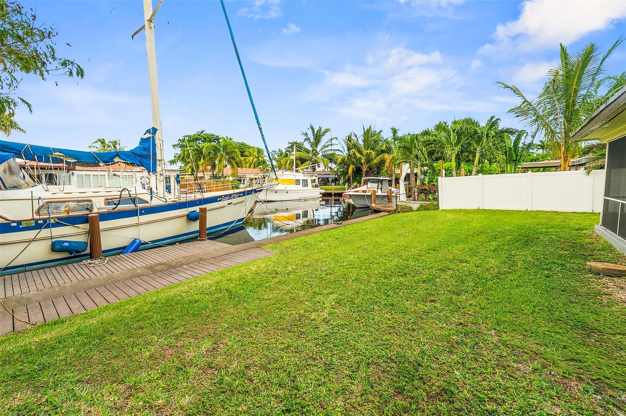 909 Guava Isle Fort Lauderdale, FL 33315