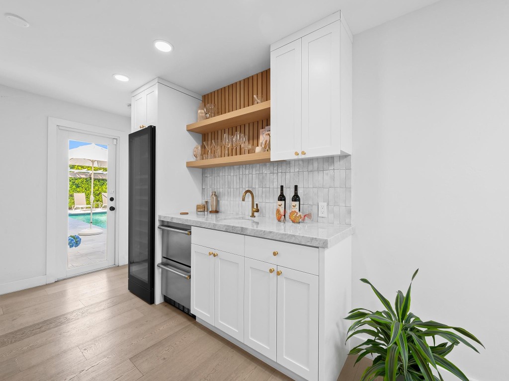 44 Fort Royal Is Fort Lauderdale, FL 33308