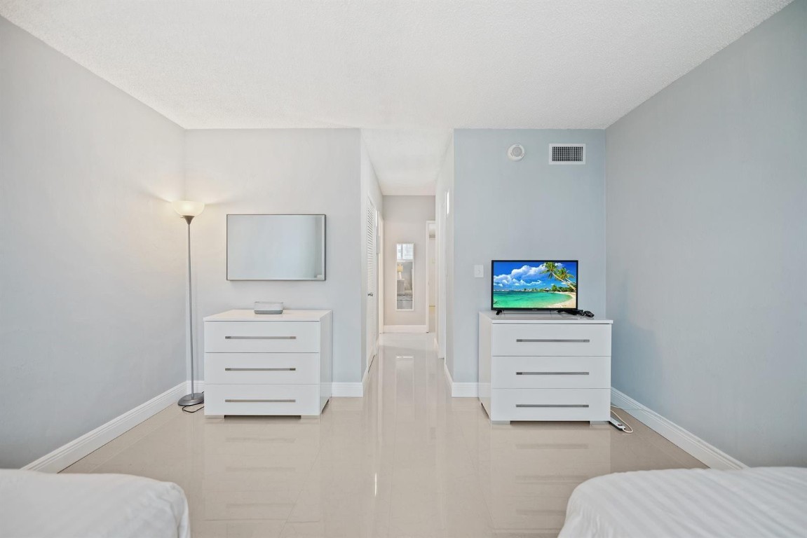 19380 Collins #506 Sunny Isles Beach, FL 33160