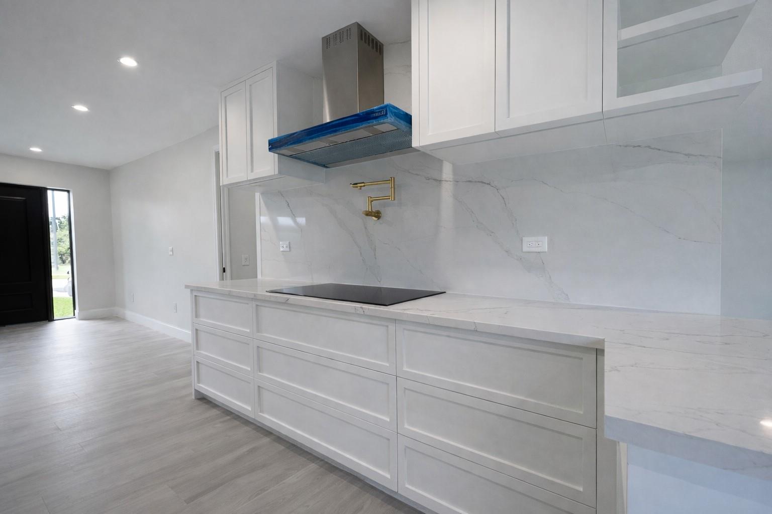 7825 SW 35th Ter Miami, FL 33155