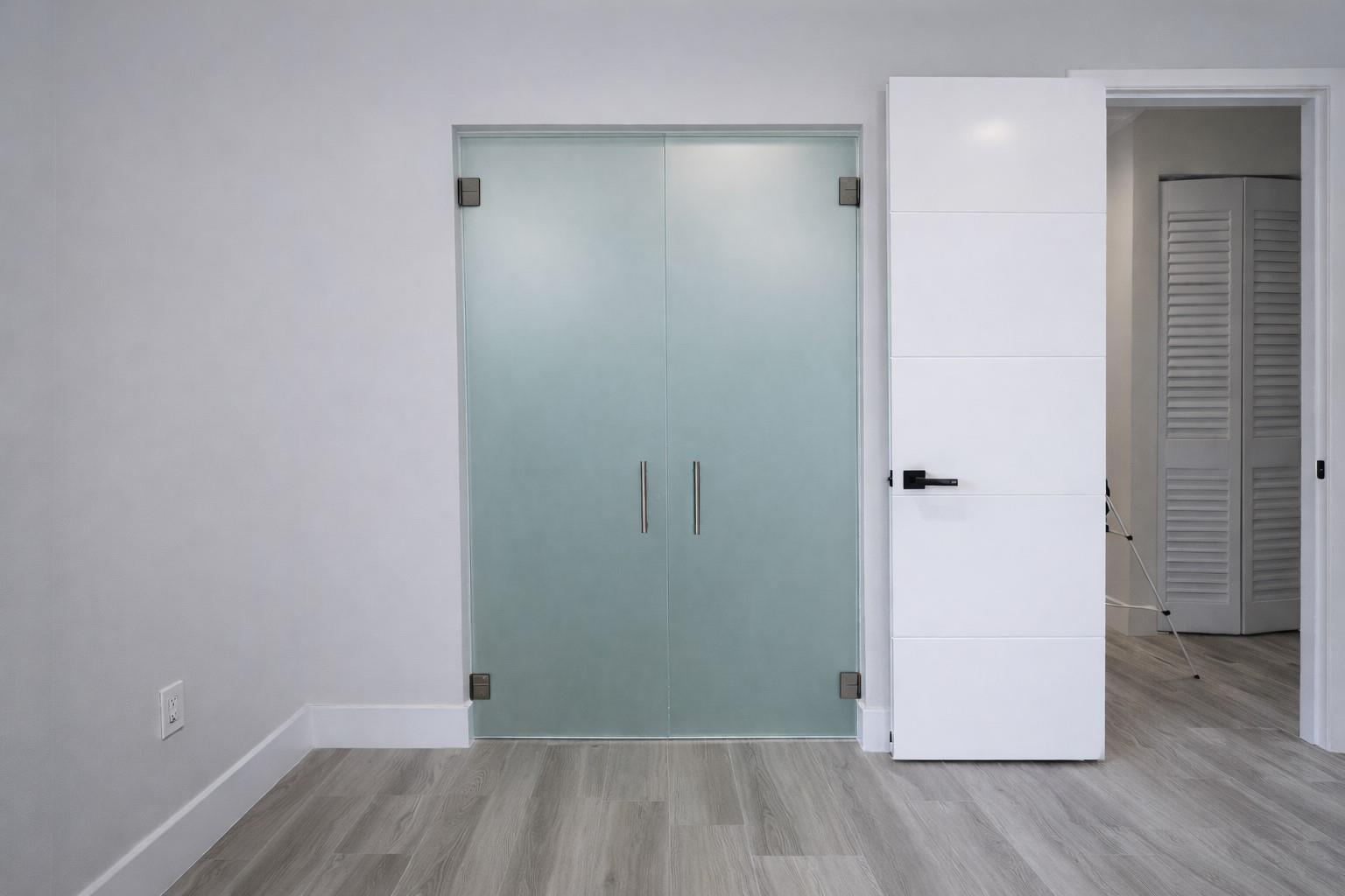 7825 SW 35th Ter Miami, FL 33155