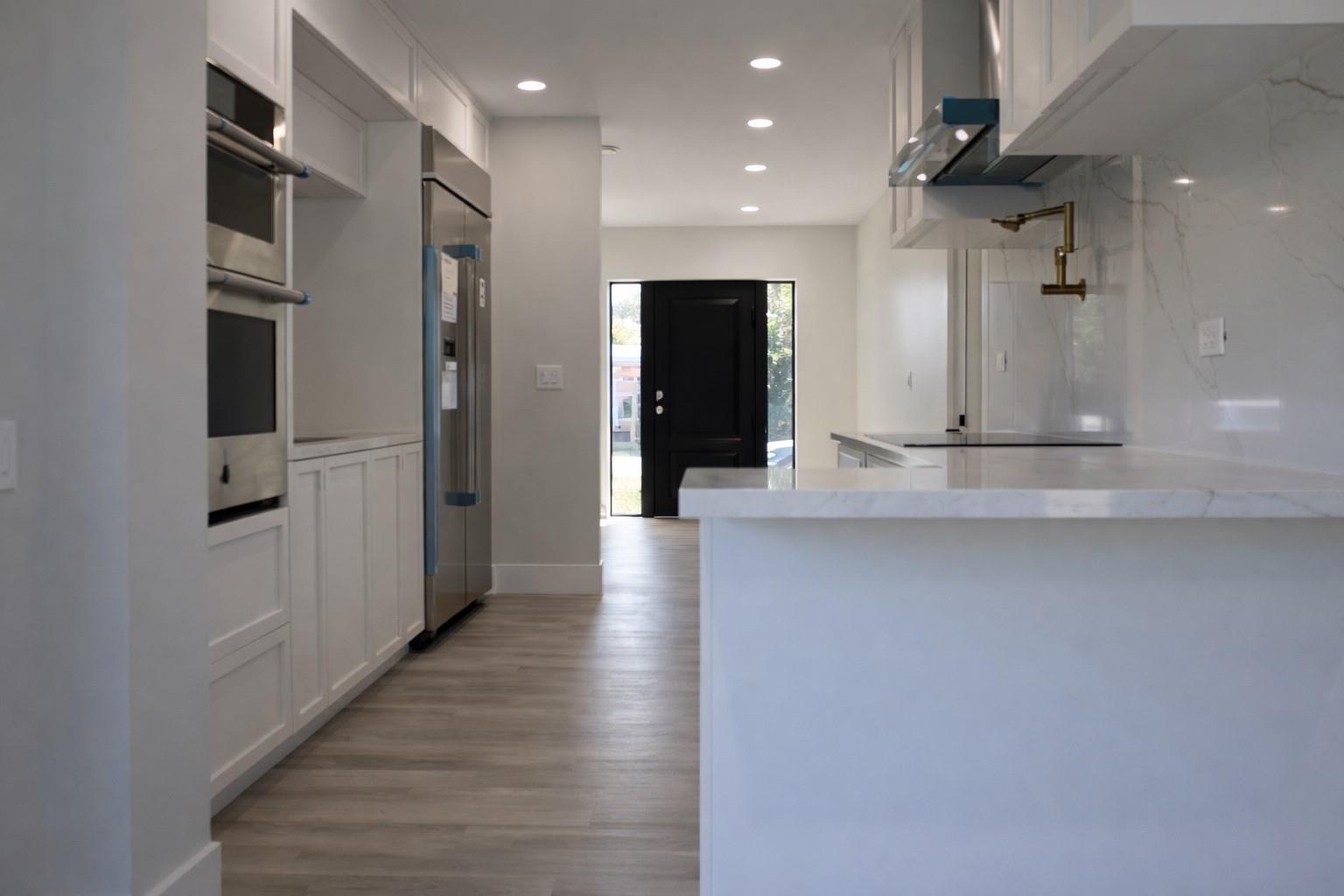 7825 SW 35th Ter Miami, FL 33155