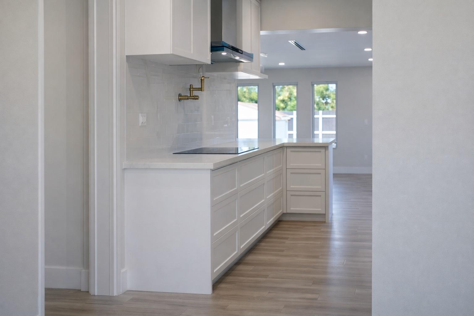 7825 SW 35th Ter Miami, FL 33155