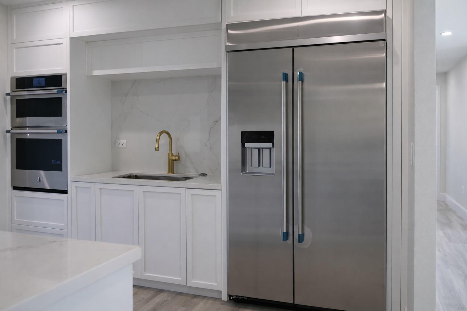 7825 SW 35th Ter Miami, FL 33155