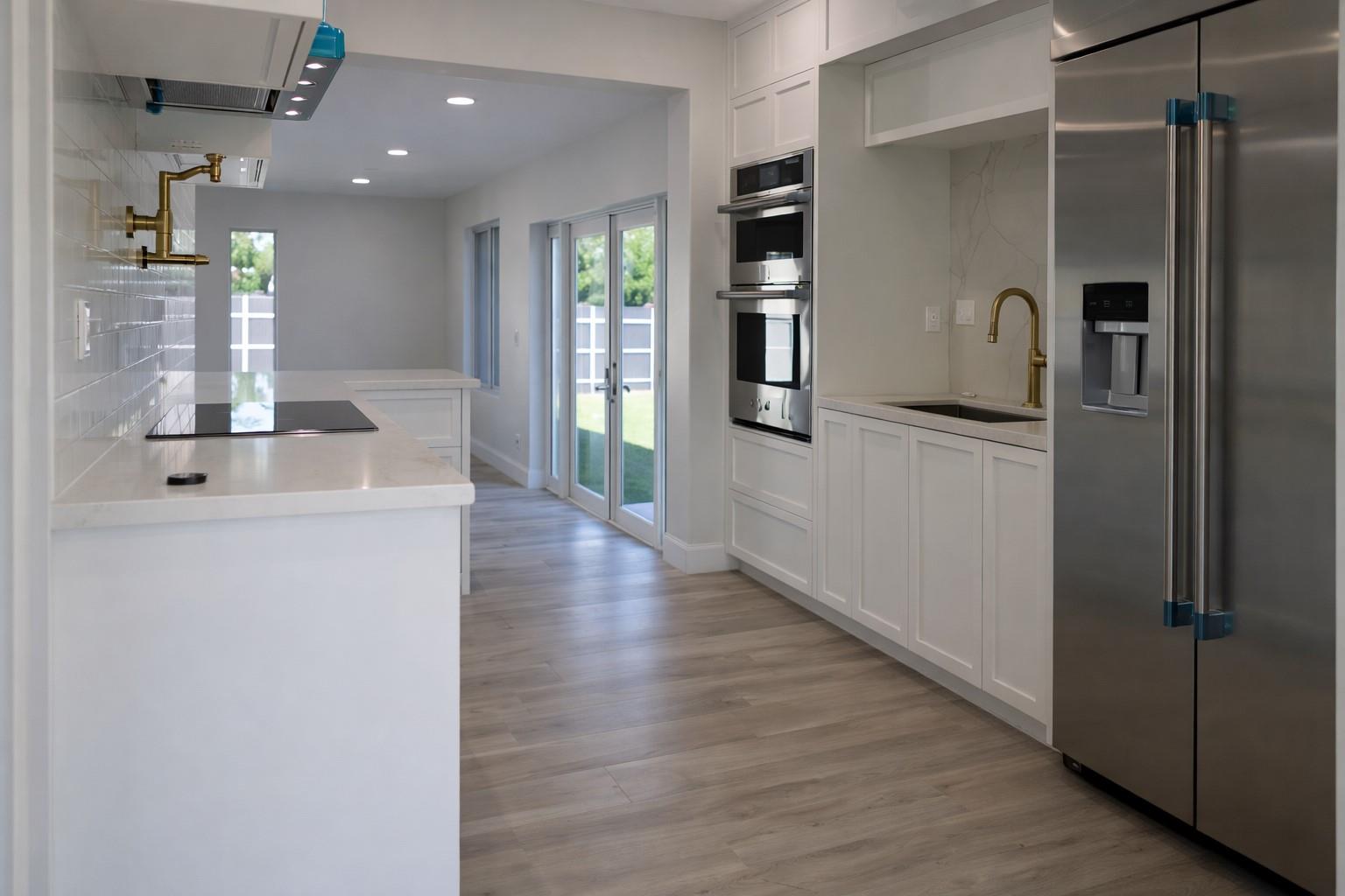 7825 SW 35th Ter Miami, FL 33155