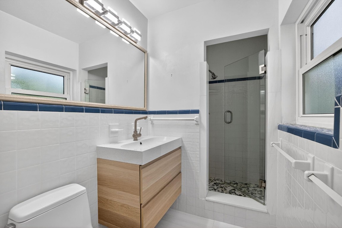 2317 NE 12th Fort Lauderdale, FL 33304