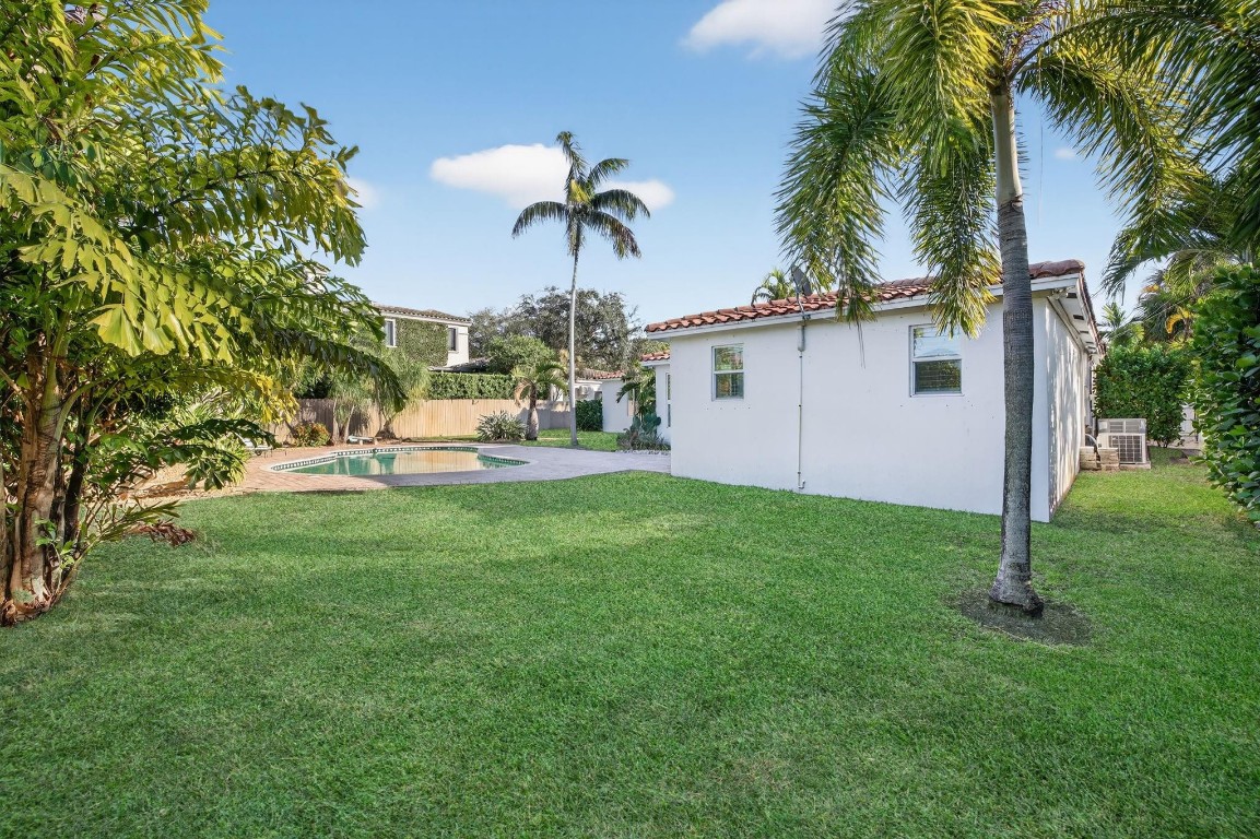 2317 NE 12th Fort Lauderdale, FL 33304