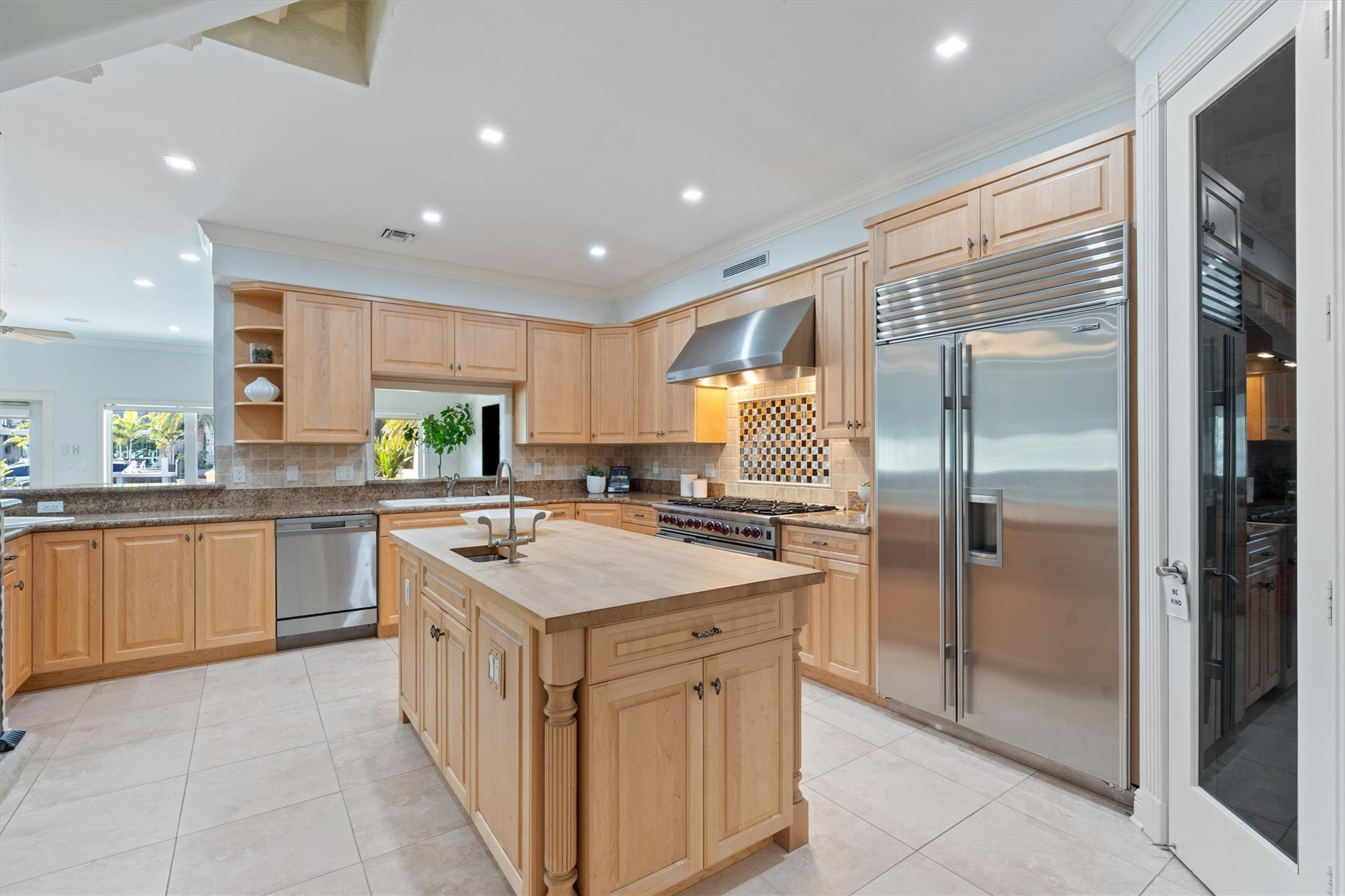 59 Hendricks Fort Lauderdale, FL 33301