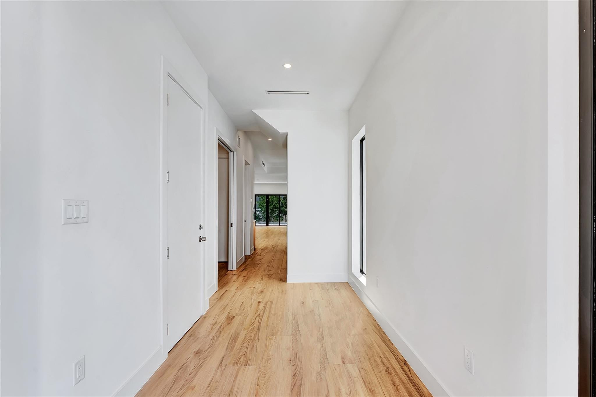 812 SE 12th #812 Fort Lauderdale, FL 33316