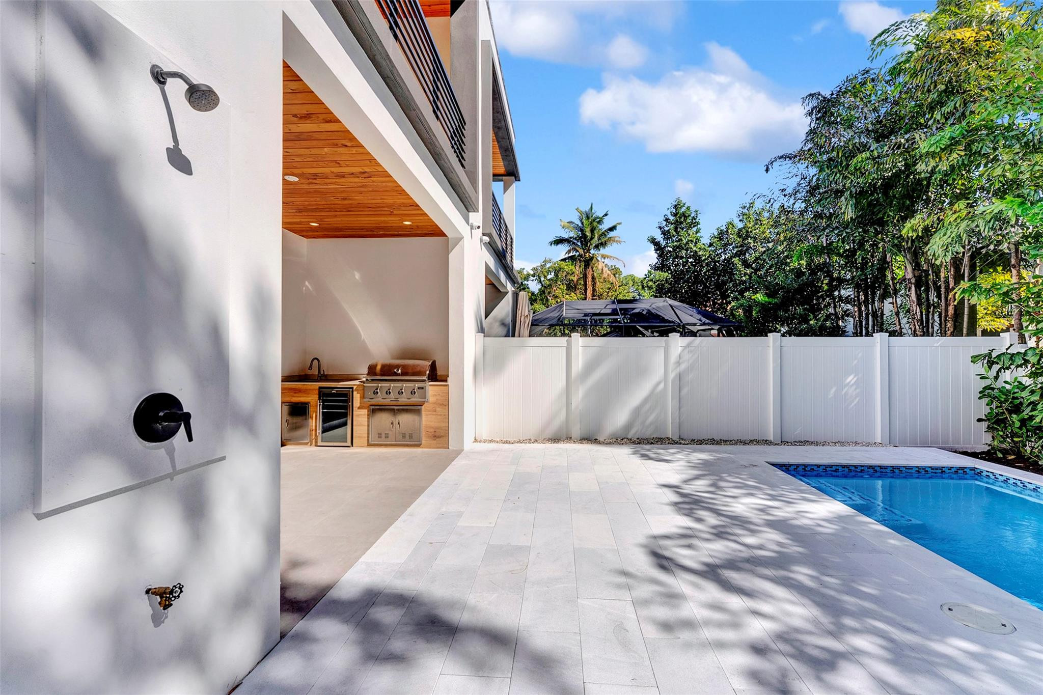 812 SE 12th #812 Fort Lauderdale, FL 33316