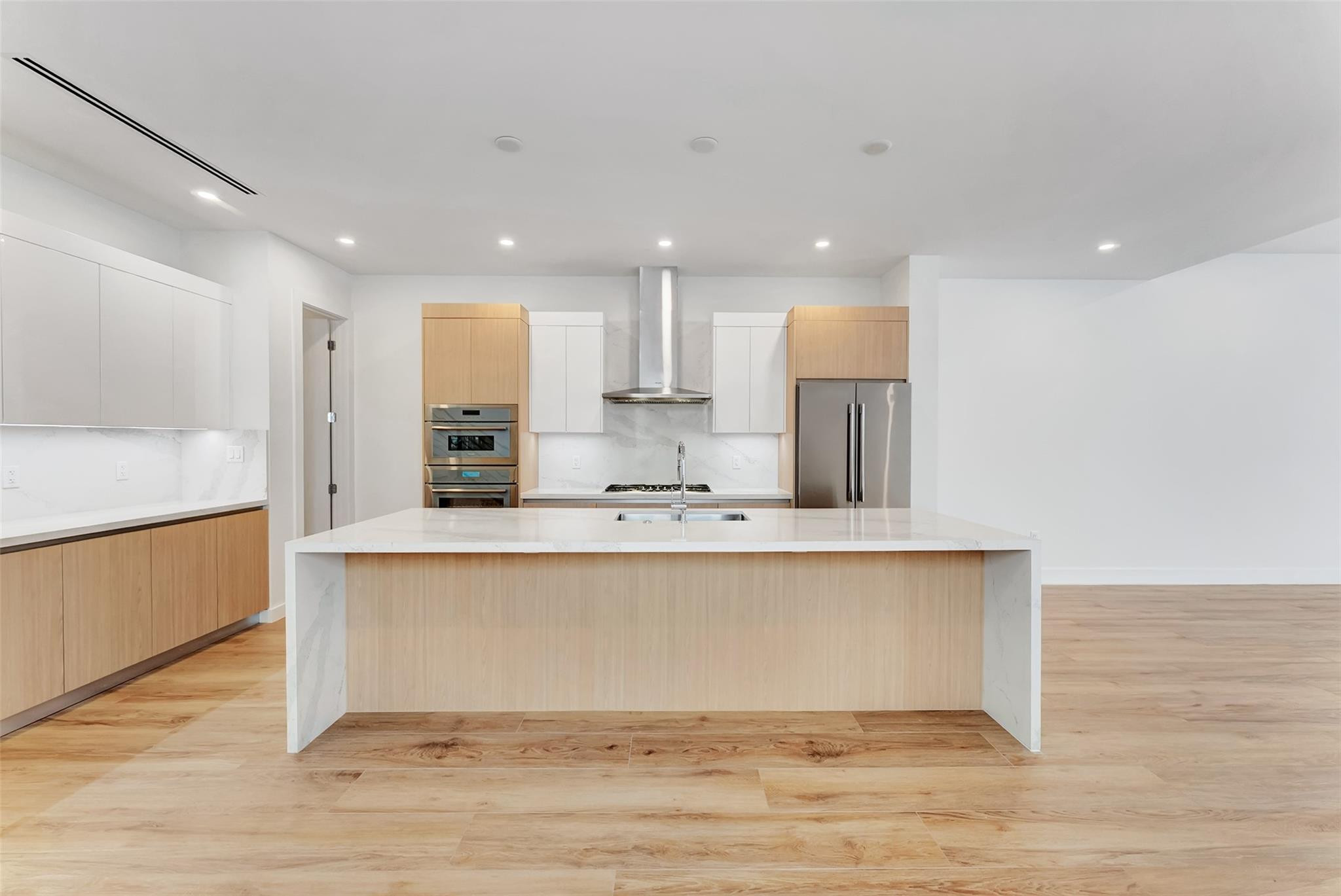 812 SE 12th #812 Fort Lauderdale, FL 33316