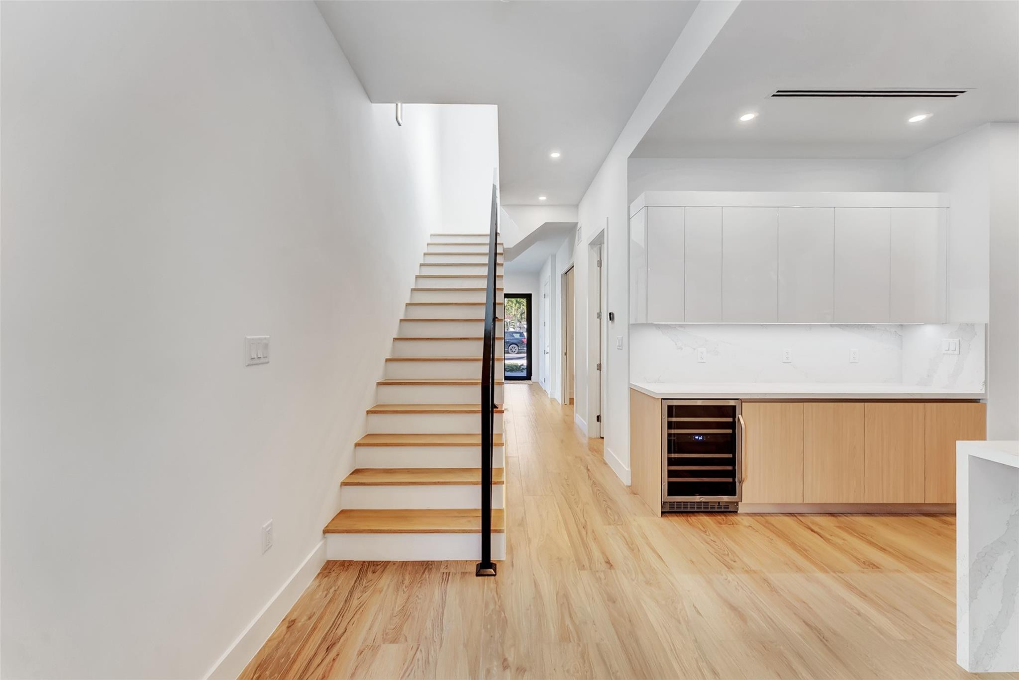 812 SE 12th #812 Fort Lauderdale, FL 33316