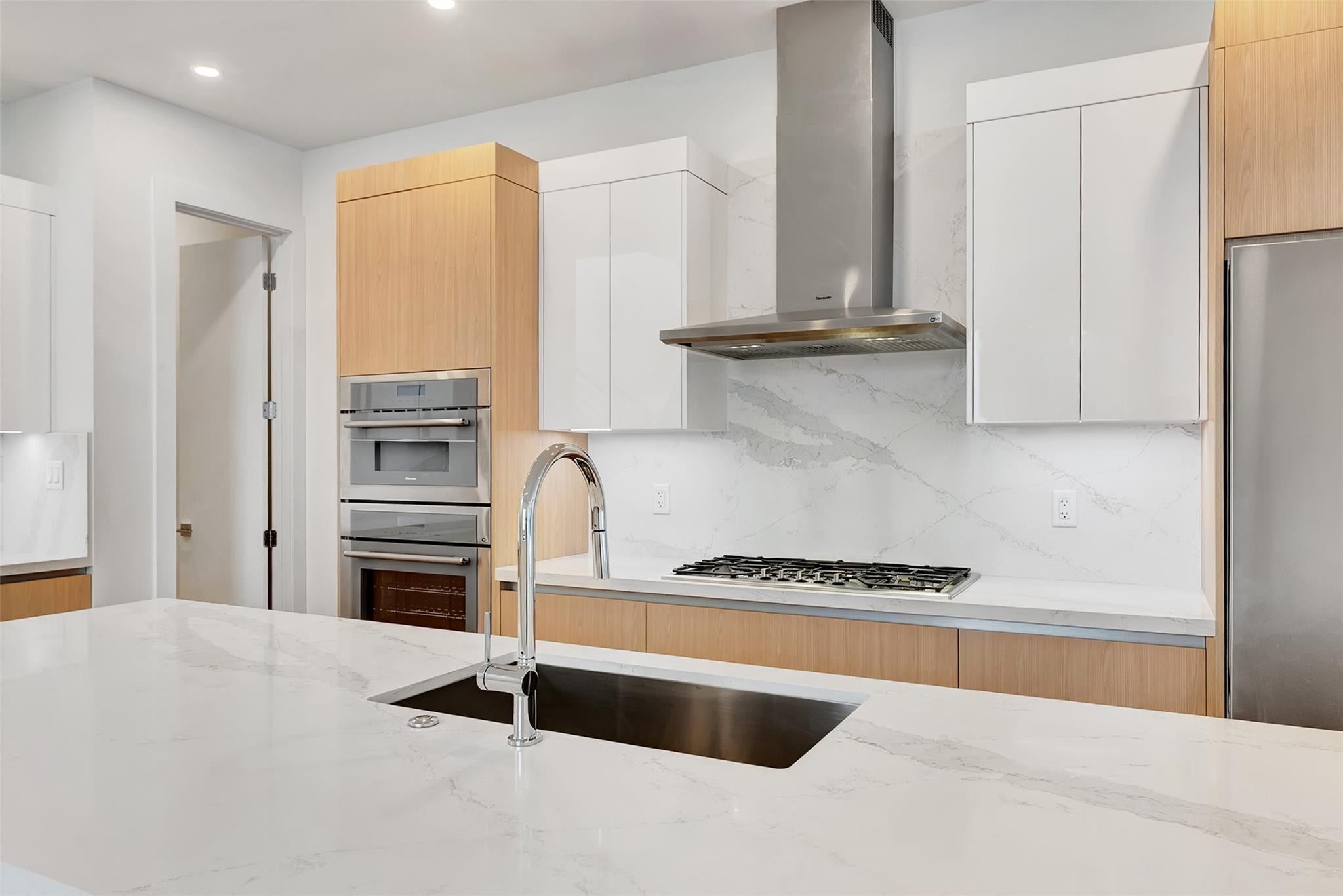 812 SE 12th #812 Fort Lauderdale, FL 33316