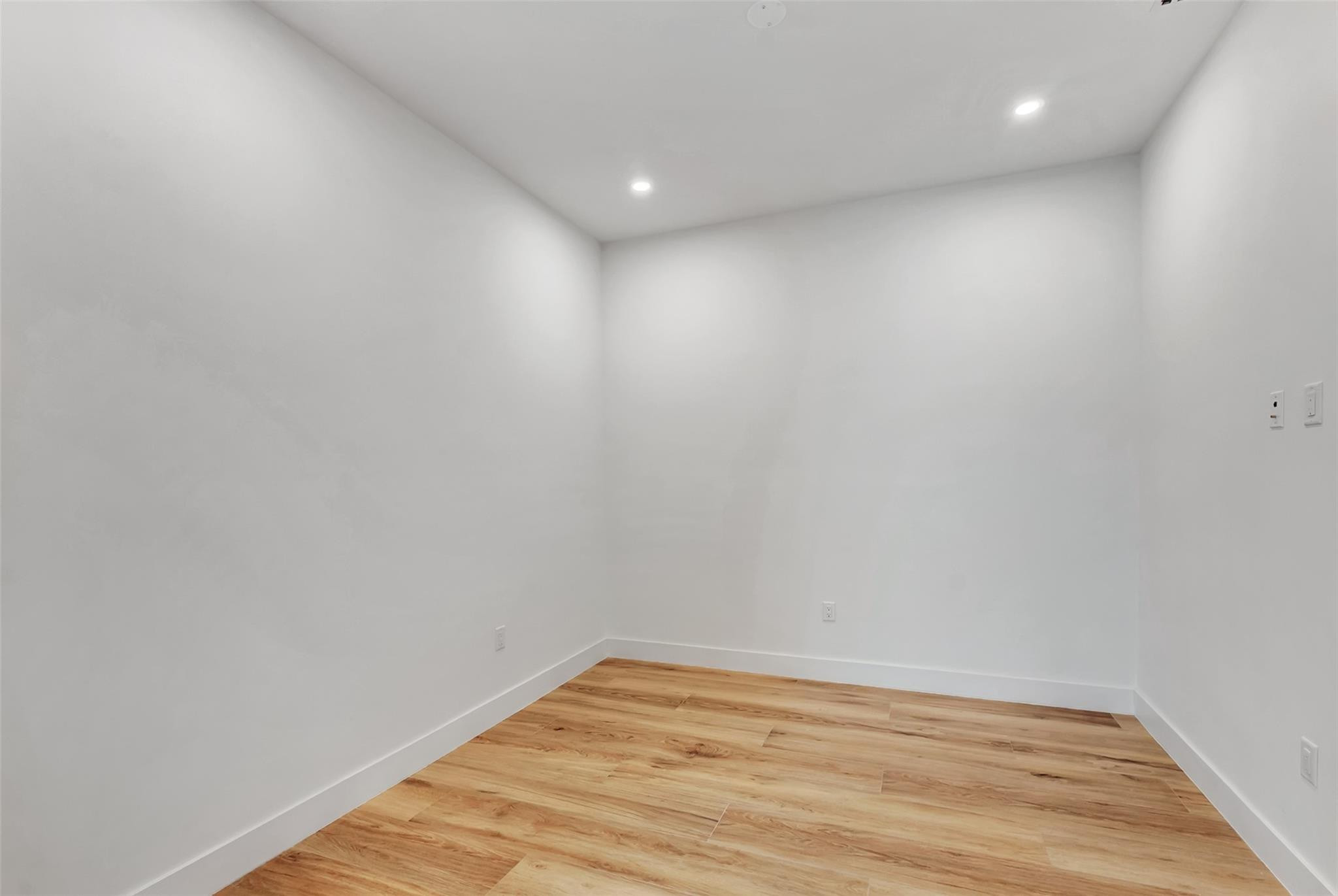 812 SE 12th #812 Fort Lauderdale, FL 33316