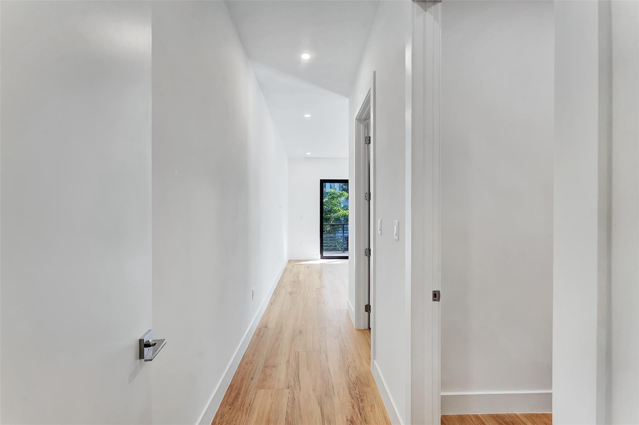 812 SE 12th #812 Fort Lauderdale, FL 33316